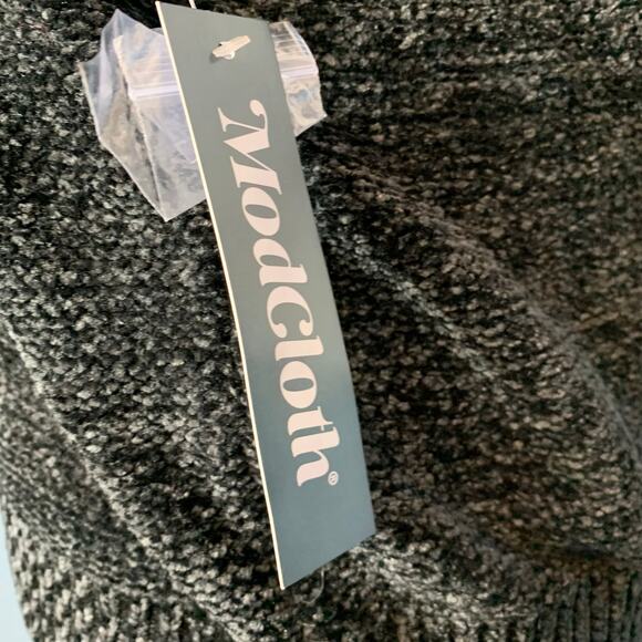 NWT ModCloth Deck The Halls With Glitz Mock Neck Sweater Size Small - Picture 7 of 7